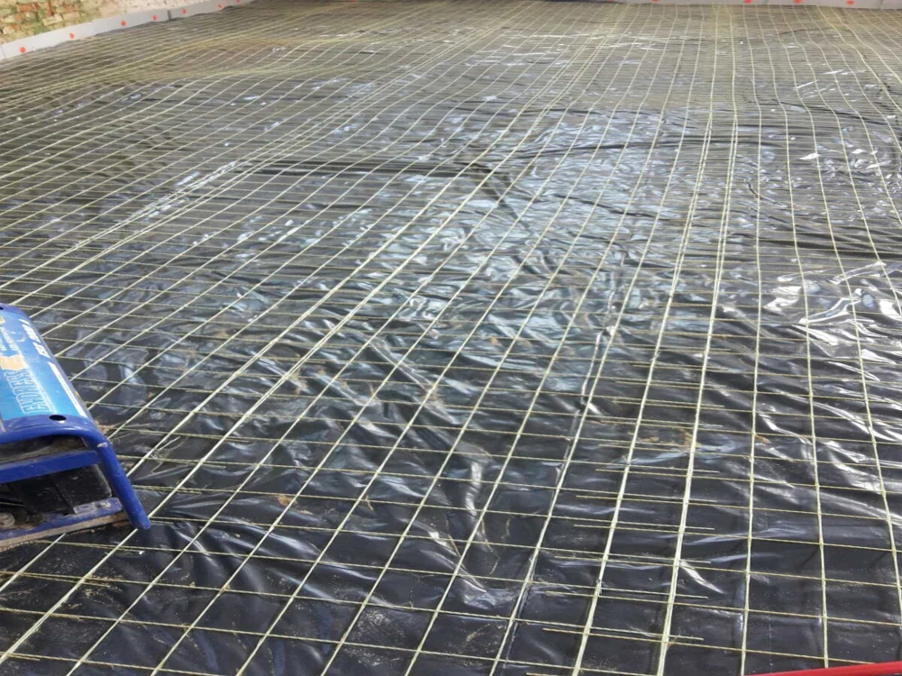 REBARMAT MESH Ø 3mm oko 100x100mm - šířka 1m návin 13m (13m2)